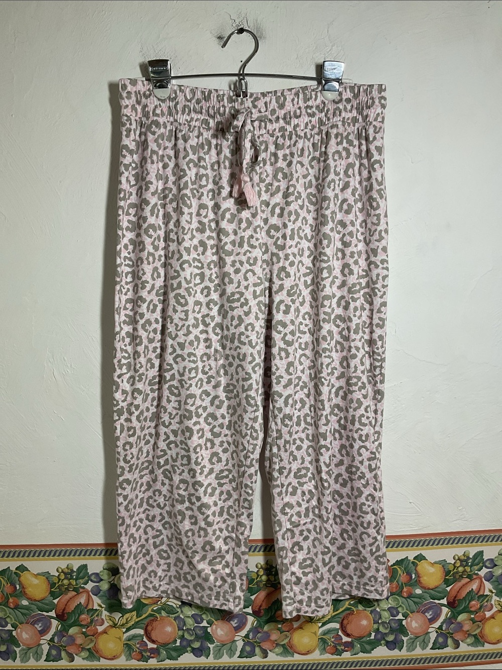 MUK LUKS Pink Gray Leopard Print Cloud Knit Lounge Pajama Pants Tassels Size L